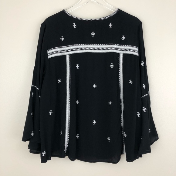 Neiman Marcus | Embroidered Bell Sleeve Blouse - Picture 6 of 8